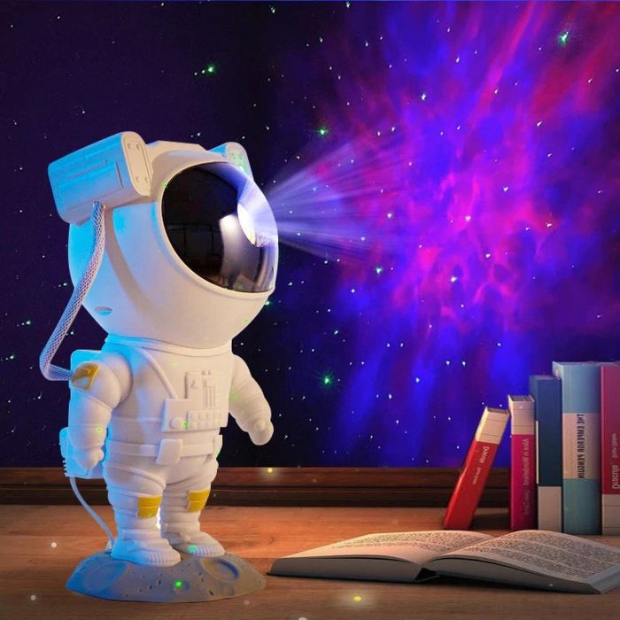 astronaut_sky_projector_nightlight_with_remote_1