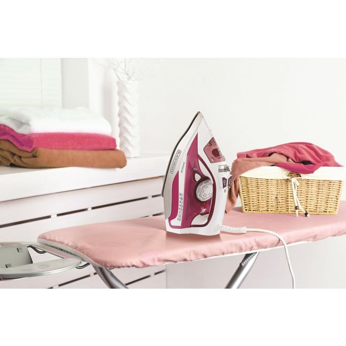 black_decker_2400w_steam_iron_-white_-_purple_3_1