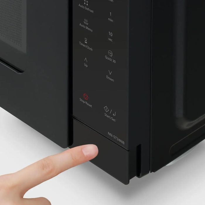 panasonic-112901672-ast-1755926_easy-resize.com