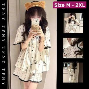 Women's Short Pajama Set with Hedged Cat Design