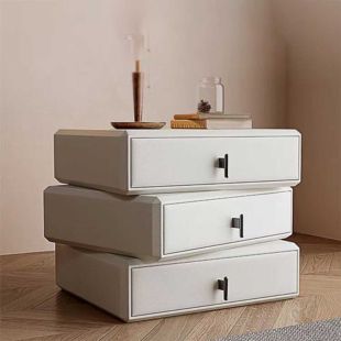 طاولة سرير جانبية دوارة من خشب الصنوبر والجلد مع أدراج 48 × 40 × 49 سم