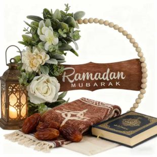 Elegant Wooden Ramadan Decor - 2 Pieces