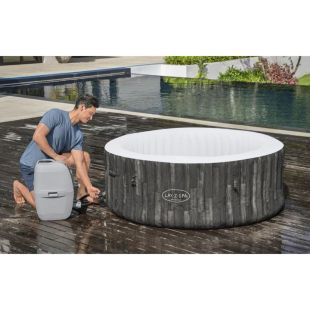 حوض جاكوزي AirJet سعة 669 لتر 1.80 متر × 66 سم