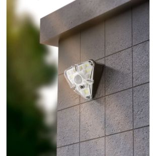 120 Lumens Solar Motion Sensor Wall Light