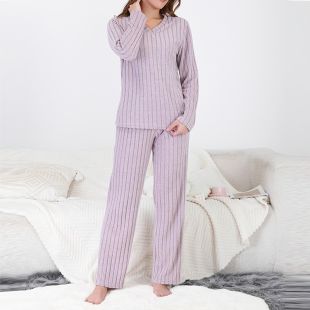 طقم بيجامة خريفى قطعتين بأكمام طويلة وفتحة رقبة على شكل حرف V للسيدات