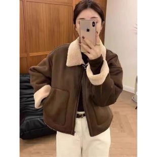 جاكيت فرو سميك أنيق للسيدات