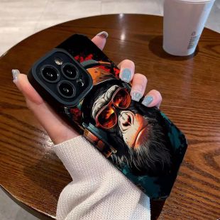 غطاء حماية ملون لهاتف iPhone بتصميم غوريلا