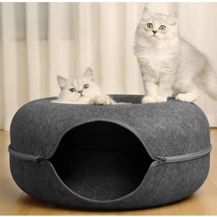 Donut Shaped Semi-Enclosed Cat House
