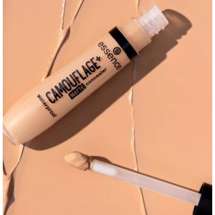 كونسيلر Camouflage+ Matt مقاوم للماء 8 مل رقم 160 من Essence