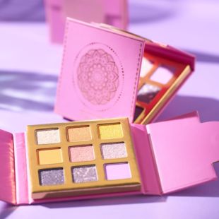 Essence Golden Days Ahead Eyeshadow Palette 01