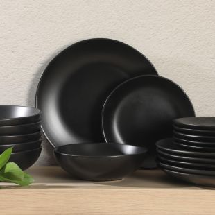 Gibson Matte Black Stoneware Dinner 18Pcs Set