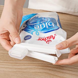 مشبك قفل عبوات الطعام للمشروبات والمساحيق مع فوهة صب