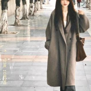 معطف صوف طويل للسيدات