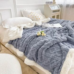 Thick Double Sided Cashmere Fleece Plaid Blanket 200 x 230 cm