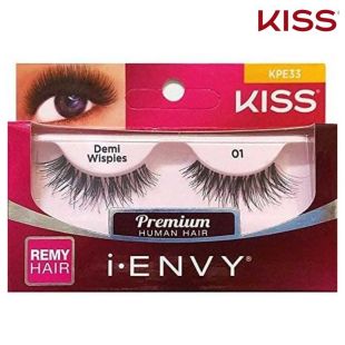 رموش Demi Wispies 01 من شعر طبيعي من KISS