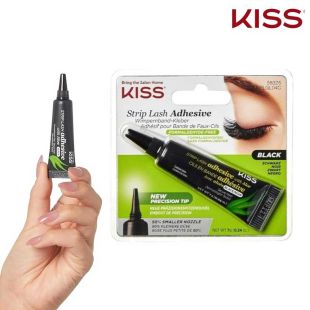 لاصق رموش Strip Lash الأسود بالألوفيرا من KISS