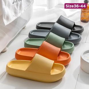 نعال منزلي سميك مضاد للانزلاق