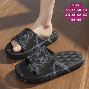 Unisex Summer Trendy Soft Sole Indoor and Outdoor Bear Slides