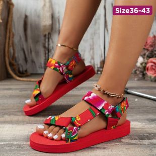 صندل صيفي نسائي بألوان متعددة، بنعل سميك وشريط فيلكرو