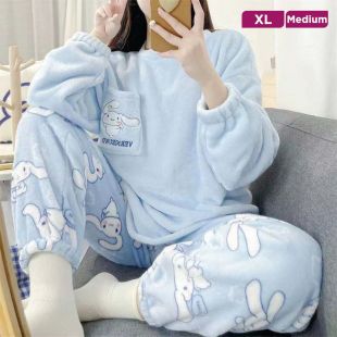 طقم بيجامة Cinnamoroll مخملية دافئة للسيدات