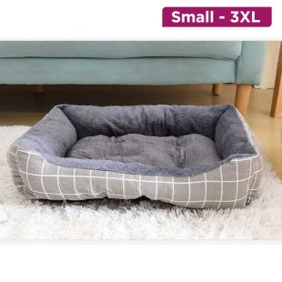 Padded Pet Bed with a Checkered Pattern