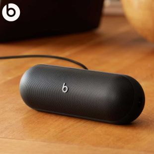 Beats Pill Wireless Bluetooth Speaker - Black