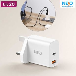 شاحن حائط Power Port قوة 20 واط منفذين من NEO