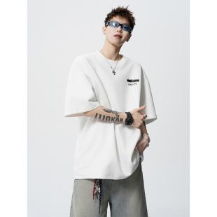 تيشيرت عصري فضفاض بطبعة حروف للرجال