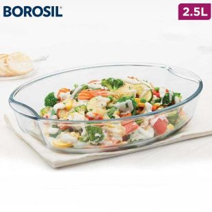 Oval Borosilicate Glass Baking Dish 2.5L by Borosil