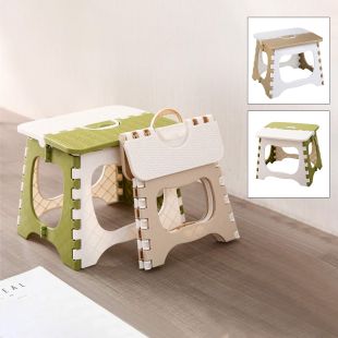 مقعد صغير قابل للطي