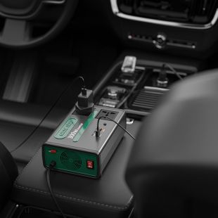 Car Power Inverter 300W with USB-C and USB Ports by Green Lion