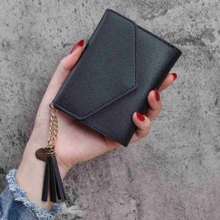 Women's Wallet with Tassel Pendant and Lychee Pattern