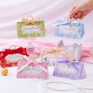 علبة حلوى زفاف بطباعة Sweet Moment فاخرة 20 حبة