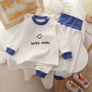 طقم بيجامة مخملي بأكمام طويلة للأطفال