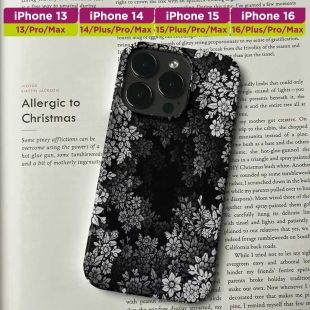 غطاء حماية بتصميم زهور مع فتحة كاميرا كبيرة وسطح مصنفر لهاتف iPhone