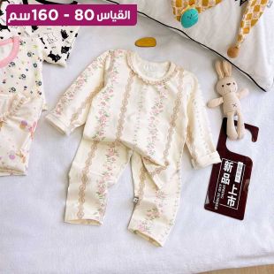 طقم بيجامة قطن بناتي مزين بنقش زهور وردية