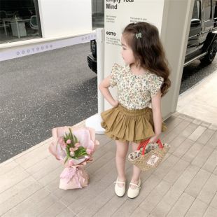 Floral Top Khaki Skirt Pants
