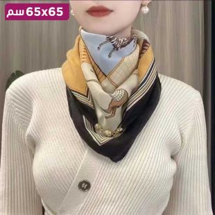 وشاح من البوليستر بتصميم ملون للنساء 65 × 65 سم