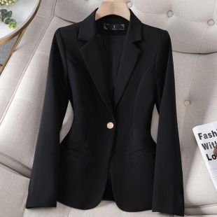 جاكيت بليزر أنيق بقصة Slim Fit للسيدات