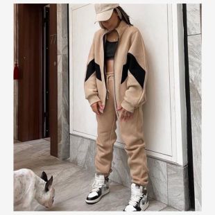 طقم بدلة رياضية نسائية هودي وسروال على الطراز الغربي