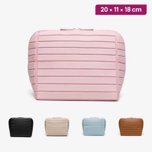 Elegant Makeup Bag with Structured Inner Pockets — 20×11×18 cm