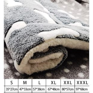 بطانية مبطنة للحيوانات الأليفة بتصميم Bones