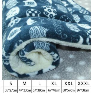 بطانية سميكة للحيوانات الأليفة بتصميم Lucky Cat