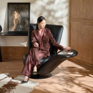 2 in 1 Swivel Leather Relaxing Chair with Side Table - 120 &times; 104 &times; 90 cm