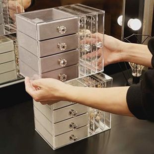 Stylish Acrylic Accessory Organizer 21 x 13 x 18cm