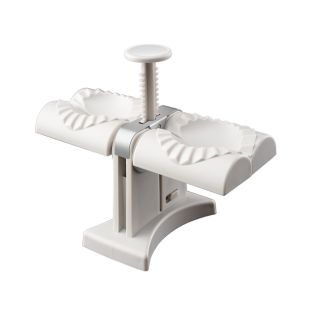 صانعة الزلابية