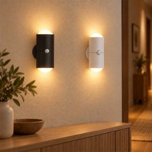 مصباح LED خارجي بالطاقة الشمسية وقابل للشحن