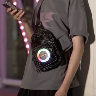 Versatile Shoulder Bag With Powerful Built-in 8W Speaker 32 x 18.5 x 12.5cm